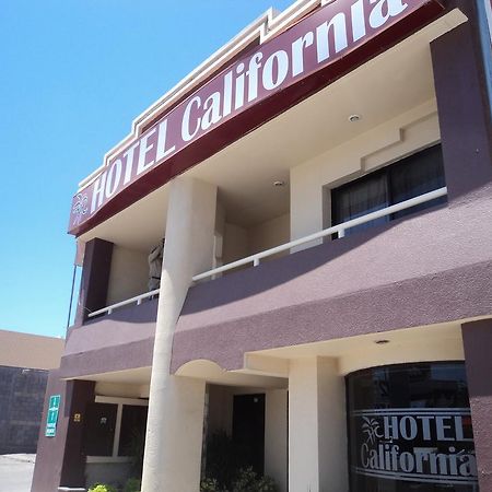Hotel California Навохоа Екстер'єр фото
